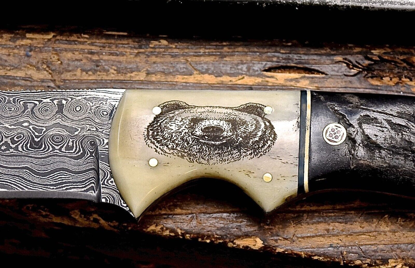 Handcrafted Damascus Skinning Knife with 4.5-inch Blade and Camel Bone, Sheep Horn Handle