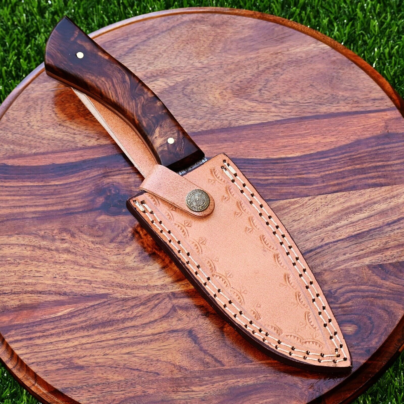 "10-inch Damascus hunting knife with polished rosewood handle"
