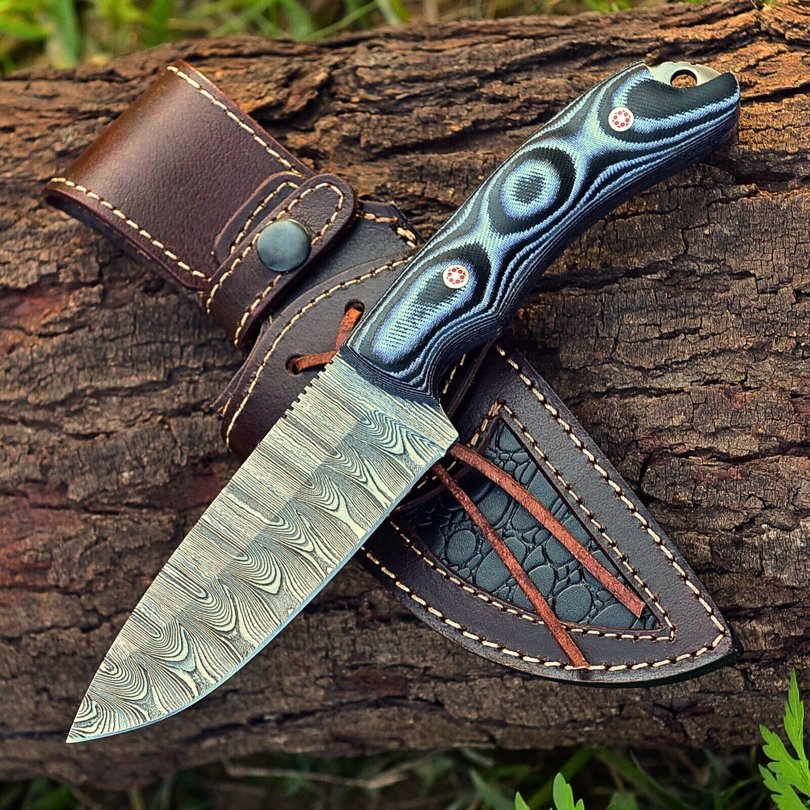 10" Damascus steel hunting knife with G10 handle and leather sheath