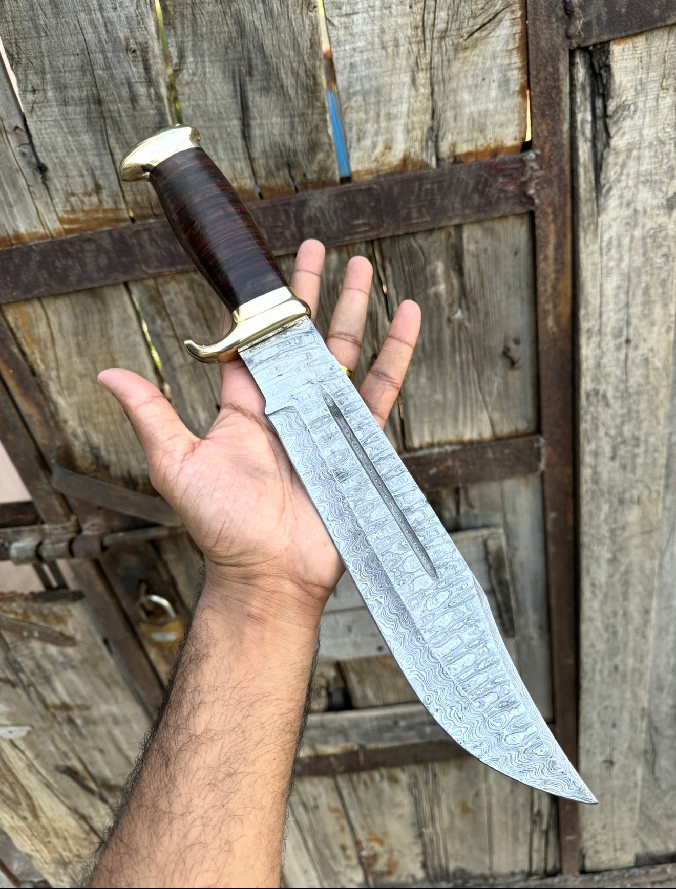 16-inch Hunting Crocodile Dundee Bowie Knife with Damascus steel blade, leather handle, brass guard and leather sheath