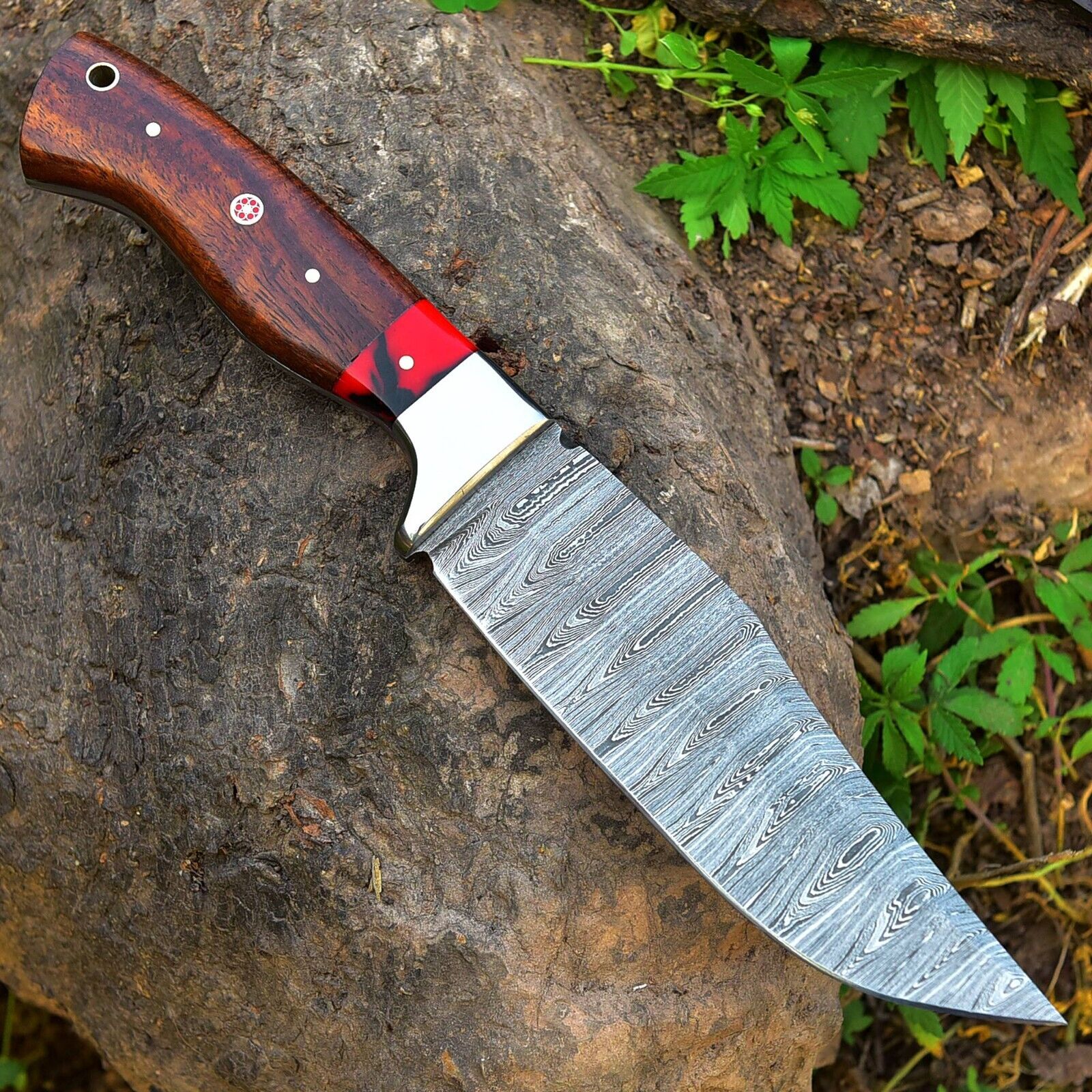4.5-inch Damascus steel skinning blade with rosewood and resin handle, custom handmade for hunting and skinning precision"