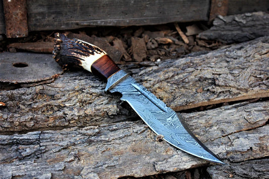 Custom handmade Damascus steel hunting bowie knife