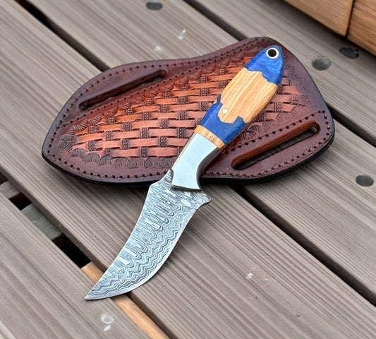 Cowboy Bush Knife – 6” Compact Damascus Blade with Resin & Olive Wood Handle