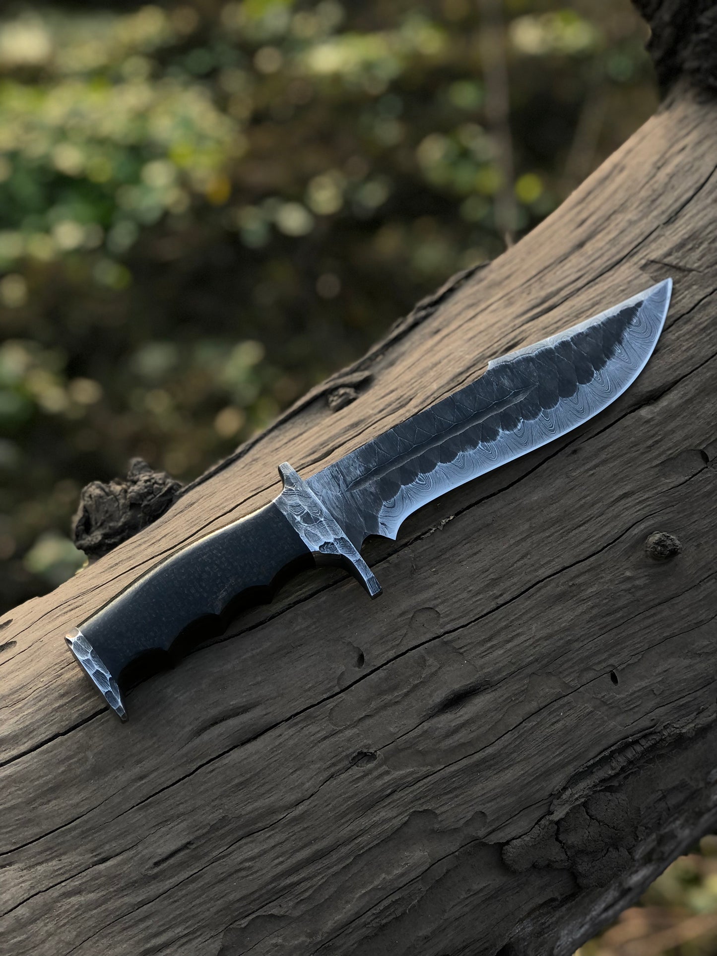 Custom handmade Damascus steel Bowie knife