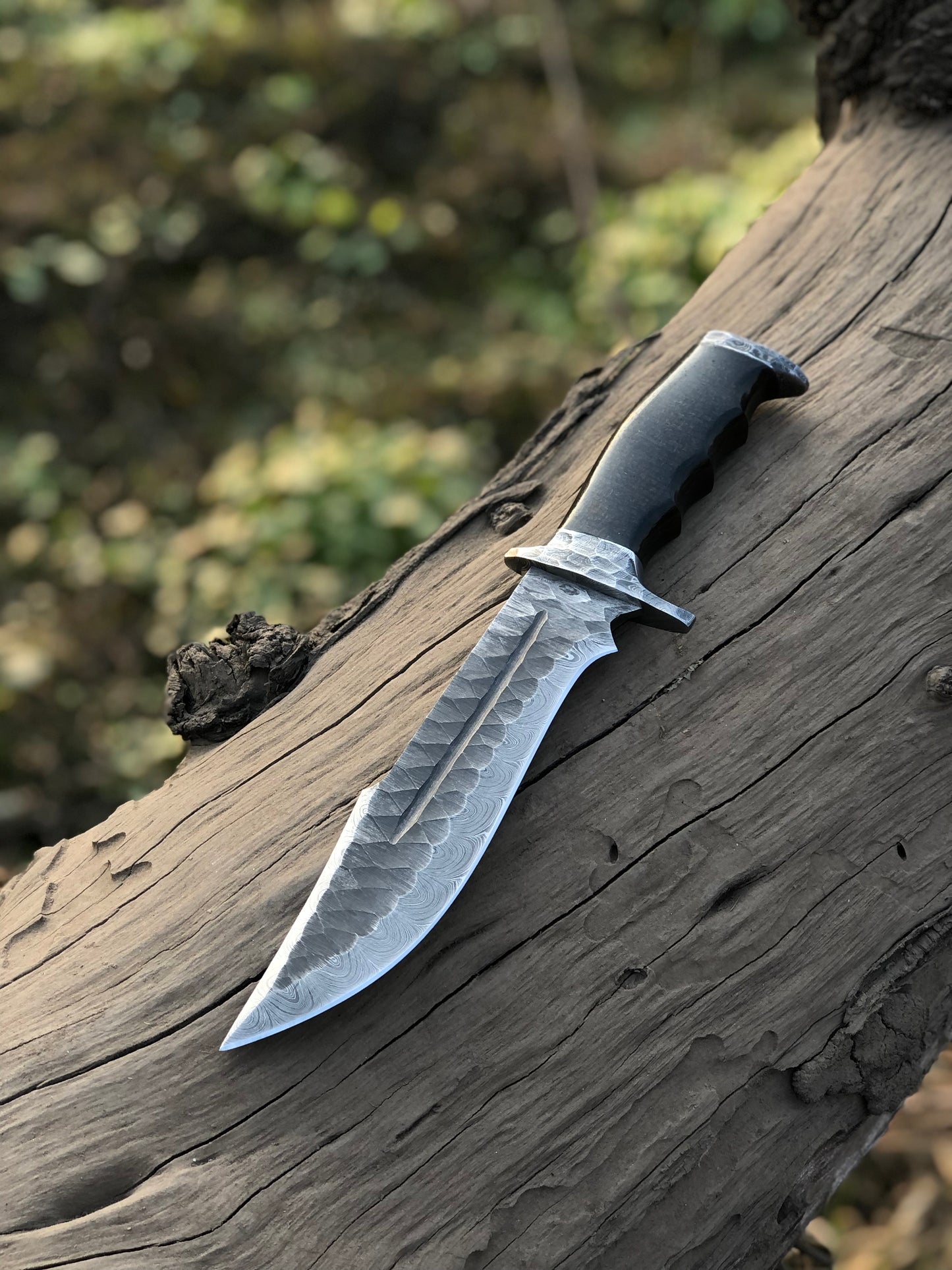 Custom handmade Damascus steel Bowie knife