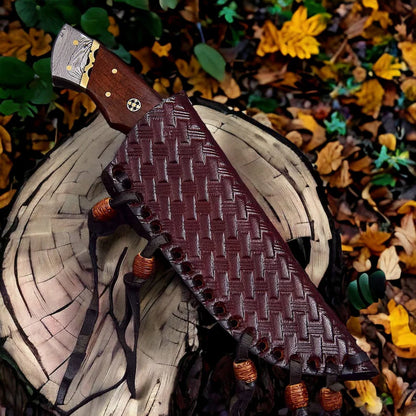 Damascus steel skinning knife