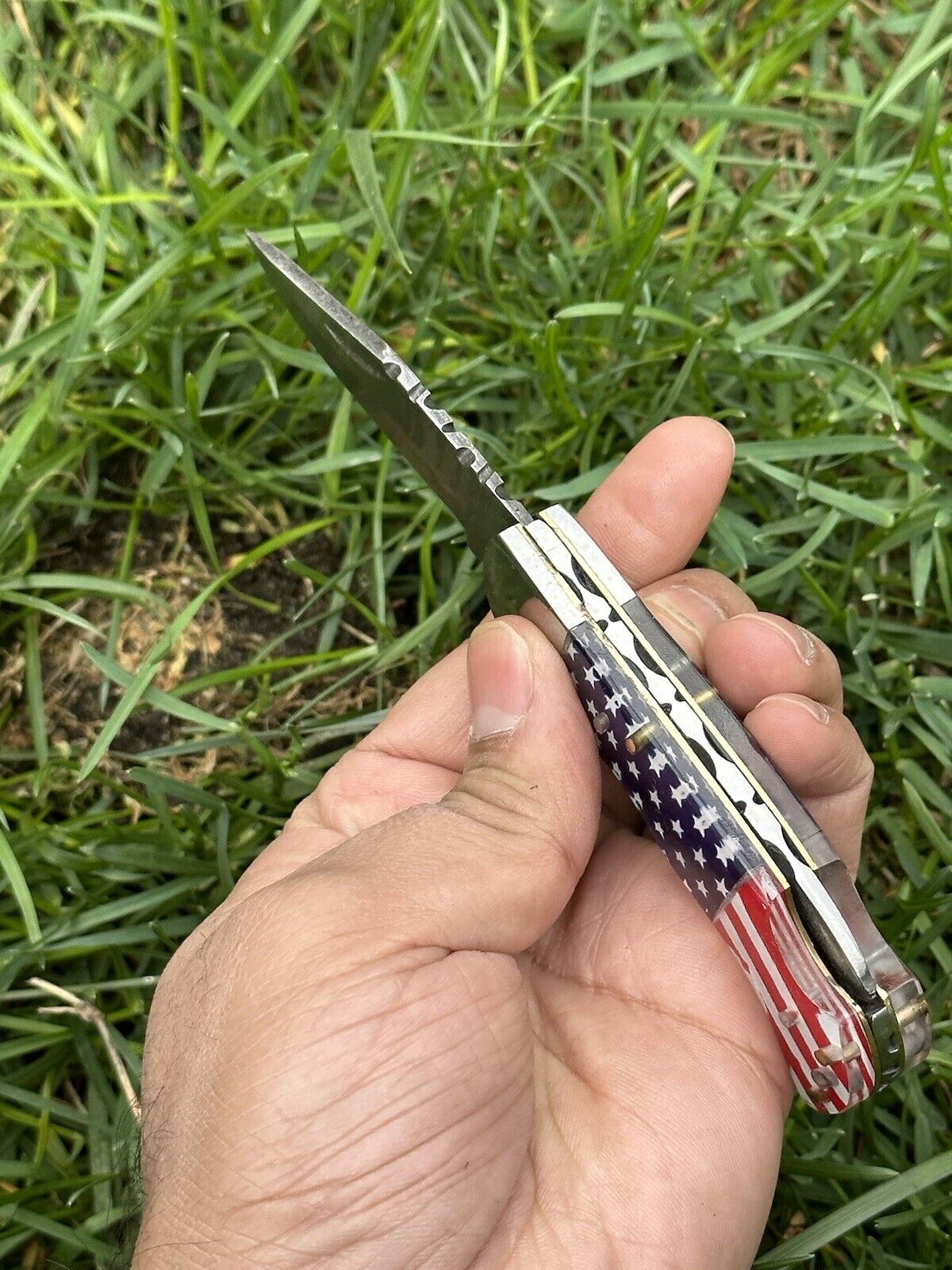 "Compact 3-Inch Damascus Pocket Knife with Steel Bolster and Bone Handle"