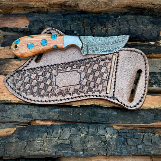 "Cowboy Belt Knife Sheath with Damascus Steel Blade and Leather Holster"

