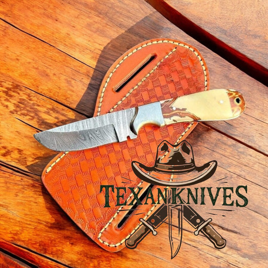 "Cowboy Belt Knife Sheath with Damascus Steel Blade and Leather Loop"
