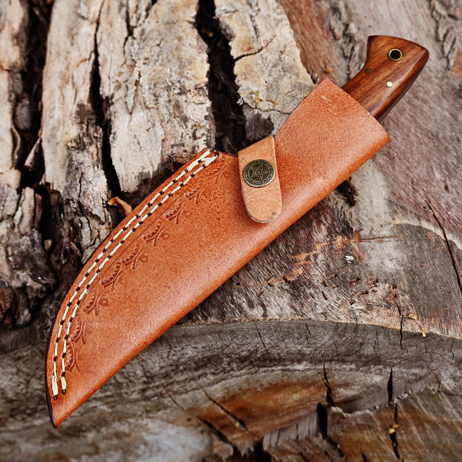 "Custom 5-inch Damascus skinning knife with durable rosewood handle and intricate Damascus bolster, ideal for detailed skinning tasks