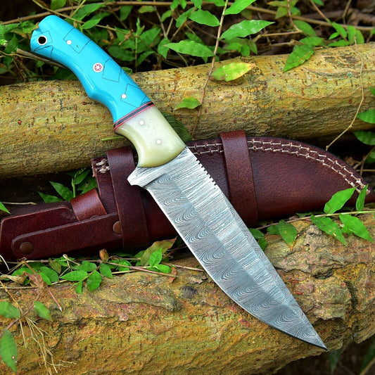 "Custom Handmade Damascus Steel Hunting Knife with 10-inch blade, resin handle, and leather sheath.