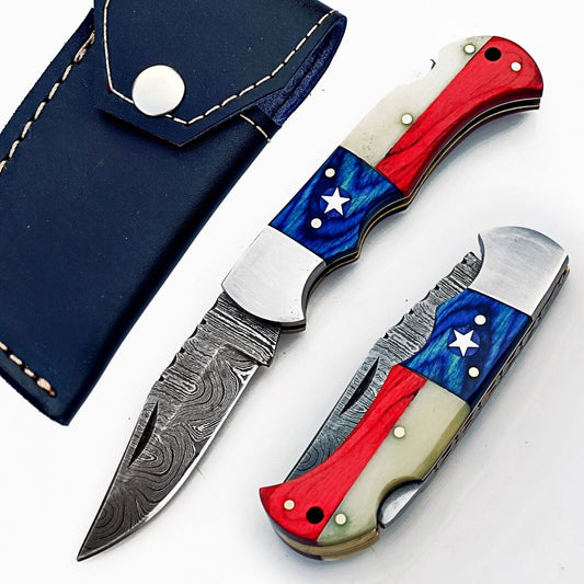 Custom Texas flag pocket knife – Damascus steel blade with genuine leather sheath"