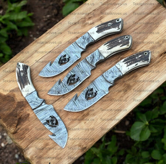 Custom handmade Guthook Hunter knife with Damascus steel blade
