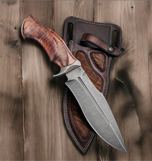 "D2 Steel Hunting Knife with Rosewood Handle and Leather Sheath"

