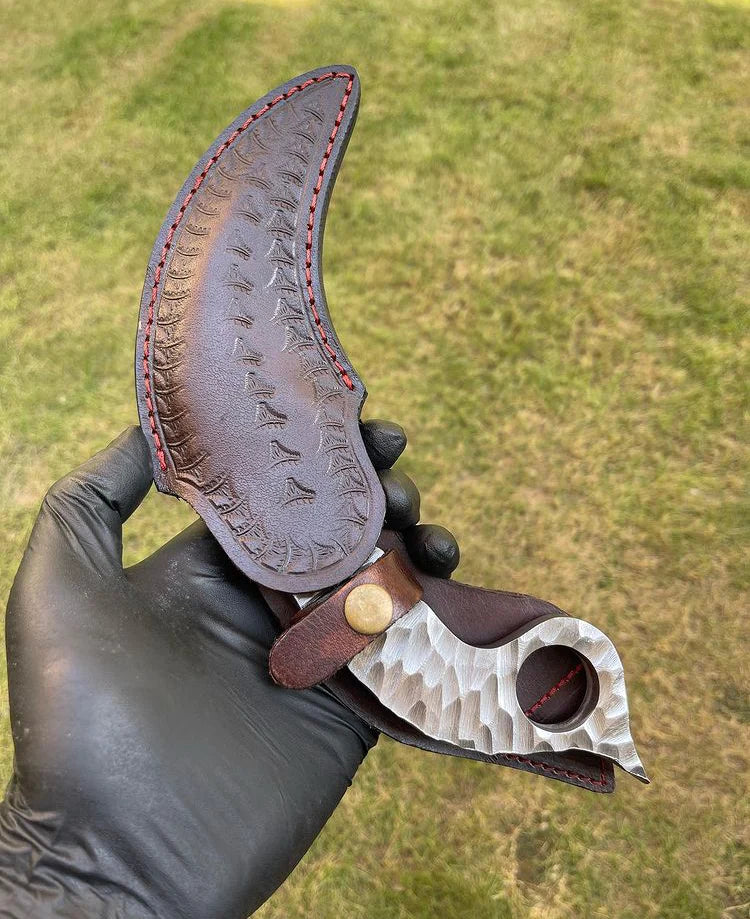 Hand Forged Integral D2 steel karambit knife