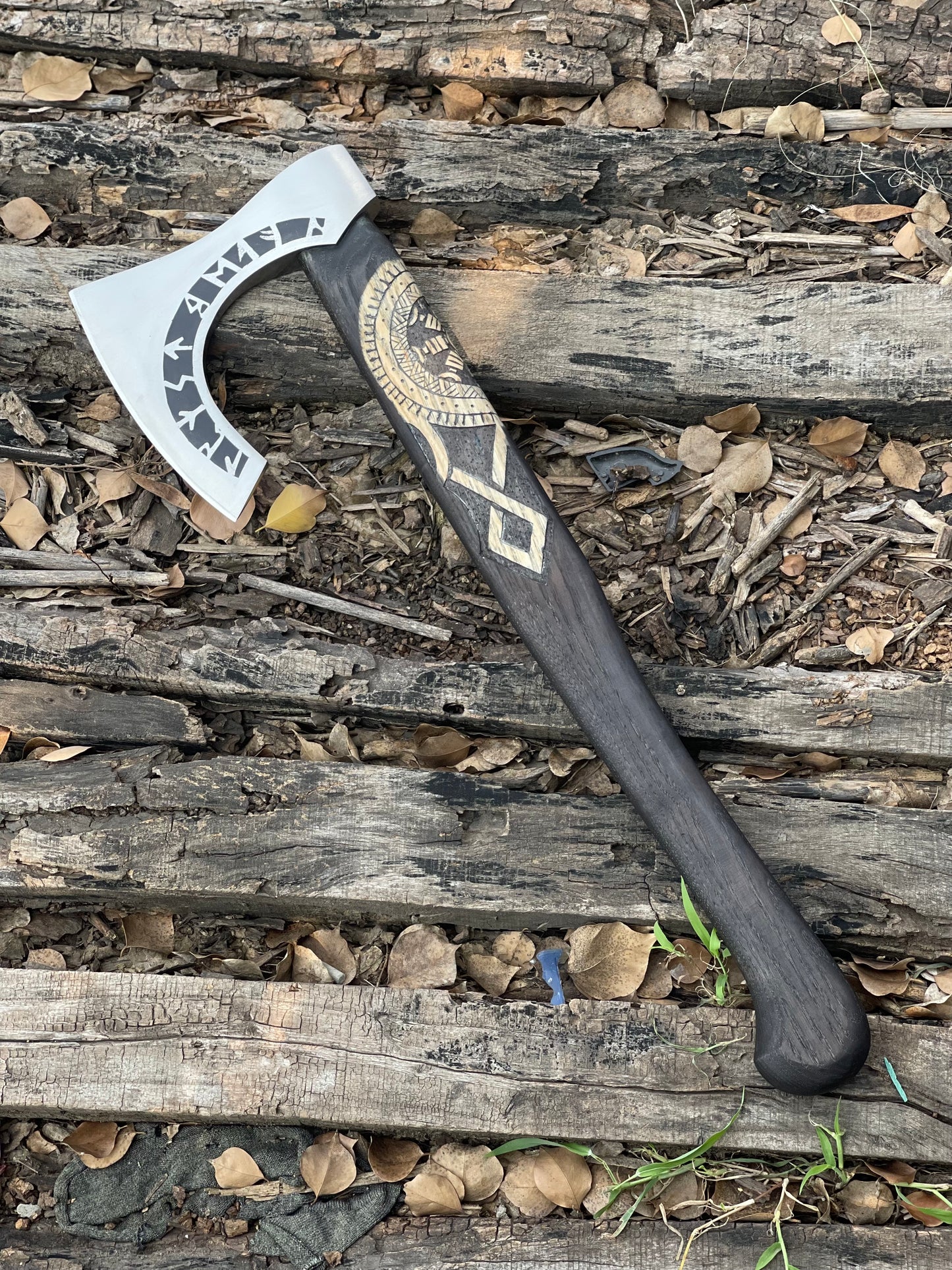 Norse Axe – 20” Hand-Forged High Carbon Steel Blade with Engraved Wooden Handle & Leather Sheath