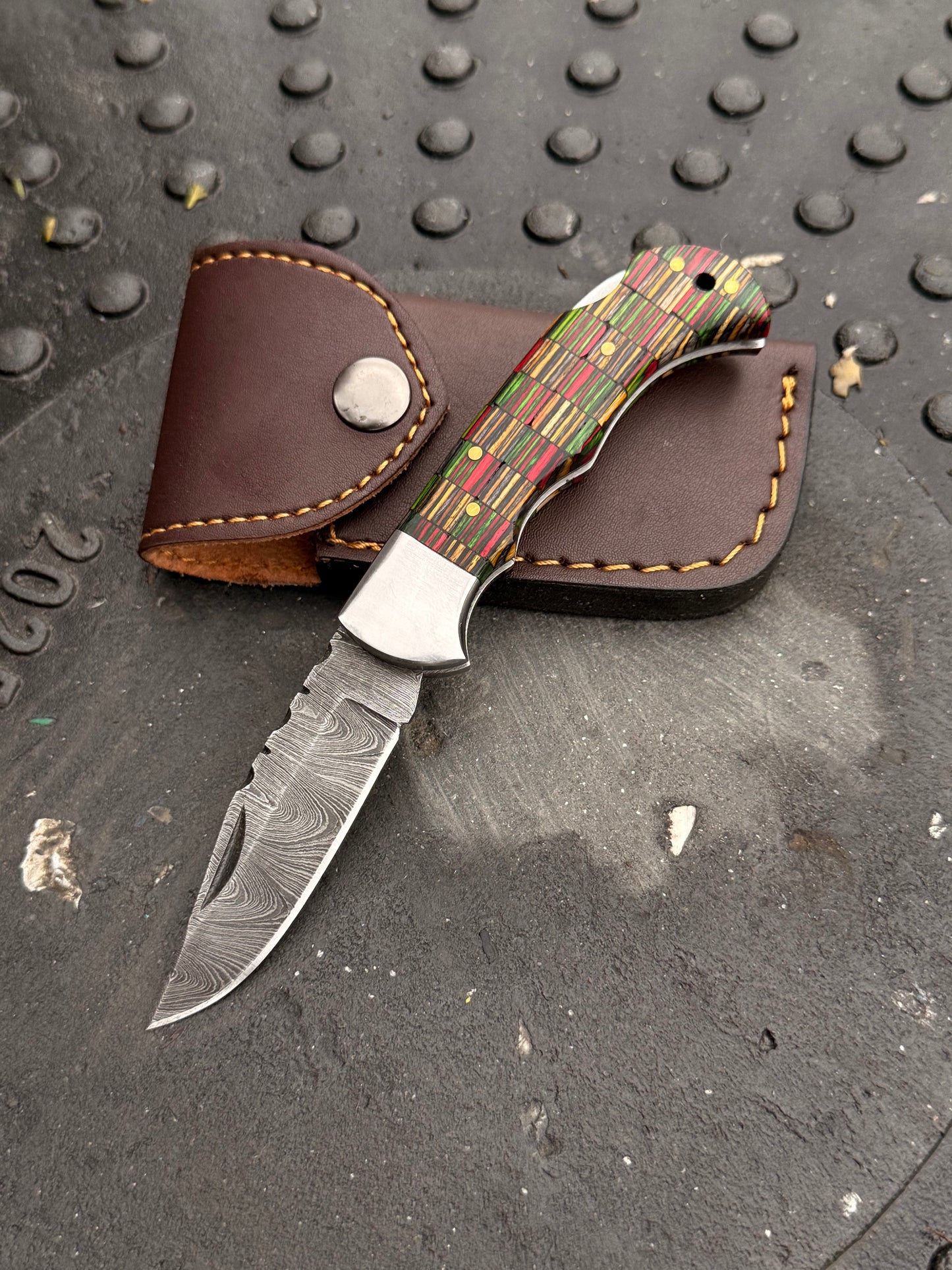 Good Pocket Knife Brands – Handmade 6-Inch Pakkawood Handle Knife