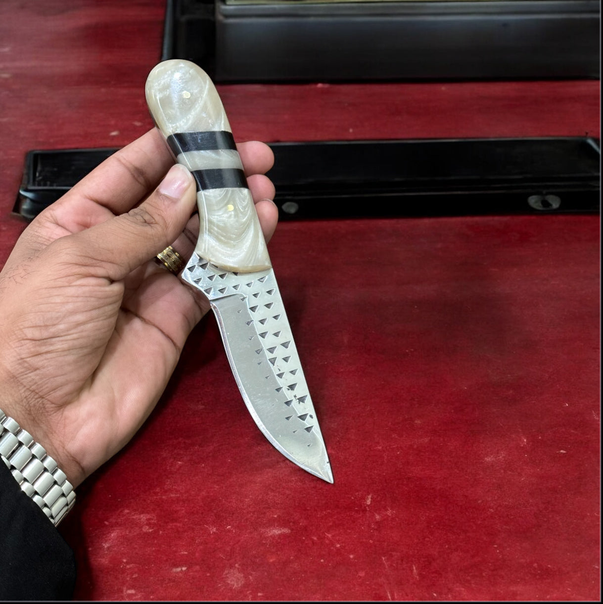 Premium Handcrafted Cowboy Knife – 8" Rasp Blade, Resin Handle & Leather Sheath









