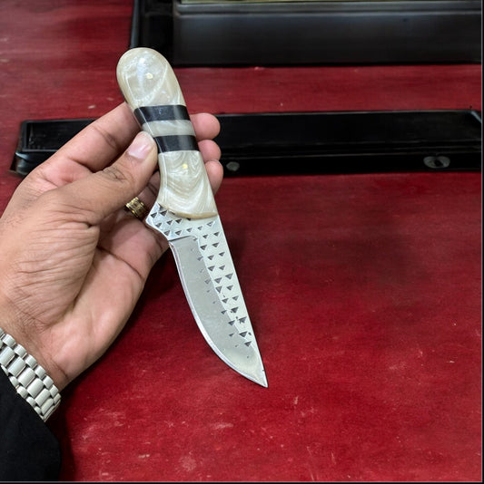 Premium Handcrafted Cowboy Knife – 8" Rasp Blade, Resin Handle & Leather Sheath









