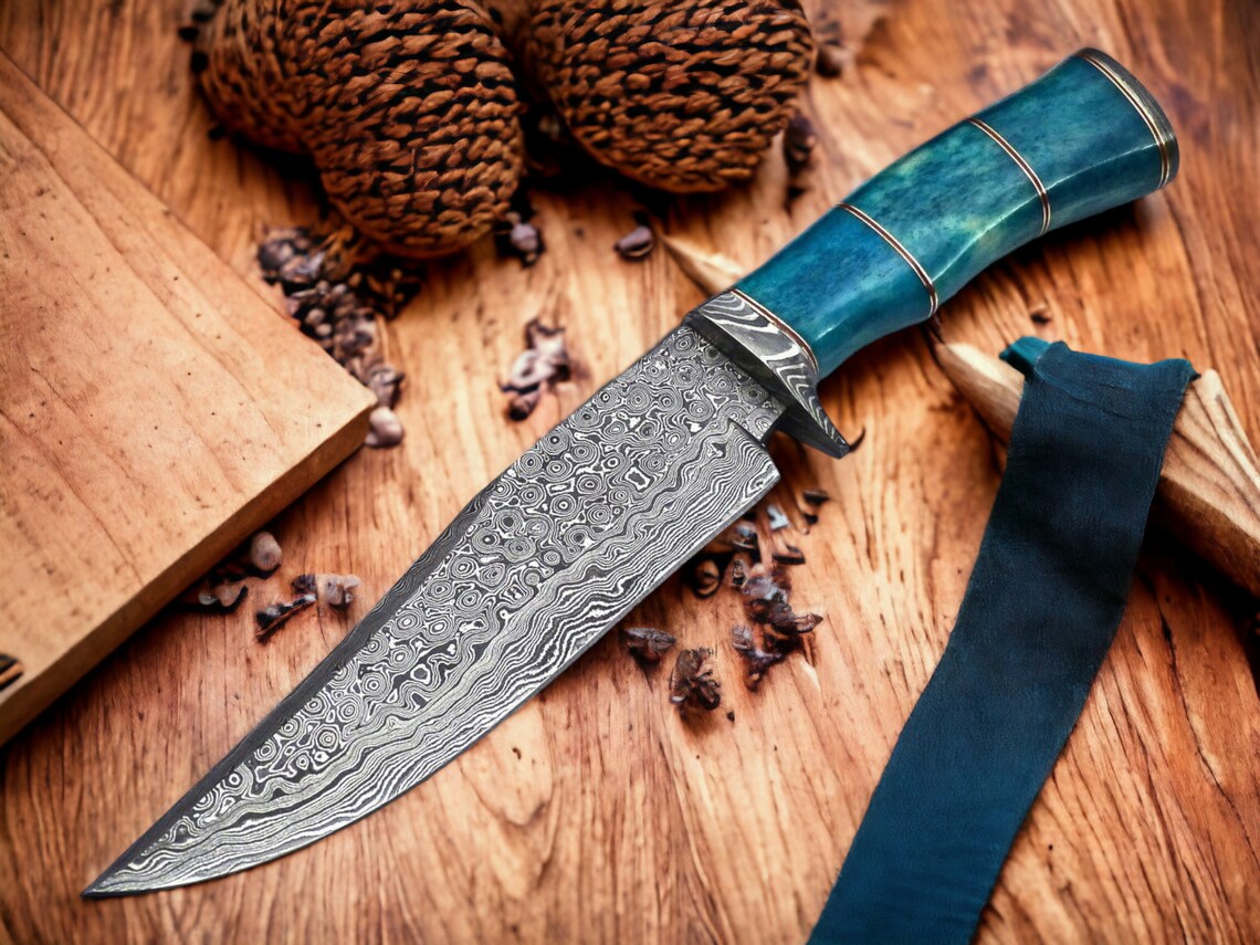 Handmade Confederate Civil War Bowie Knife with Damascus Steel Blade and Camel Bone Handle.