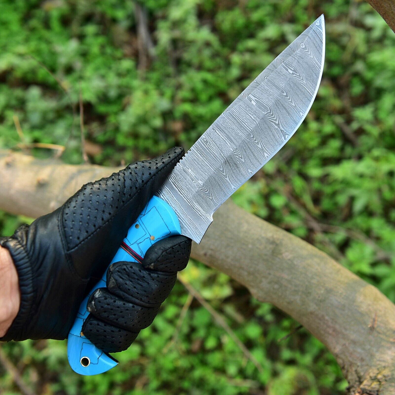 Handmade Damascus Steel Knife with 10-inch blade, ergonomic resin handle, and leather sheath for outdoor use