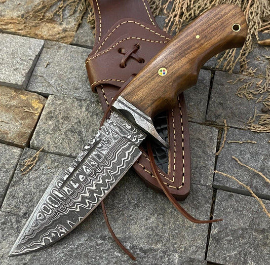 🔥 Handmade Damascus Steel Hunting Knife – Rosewood Handle & Damascus Guard + Leather Sheath

