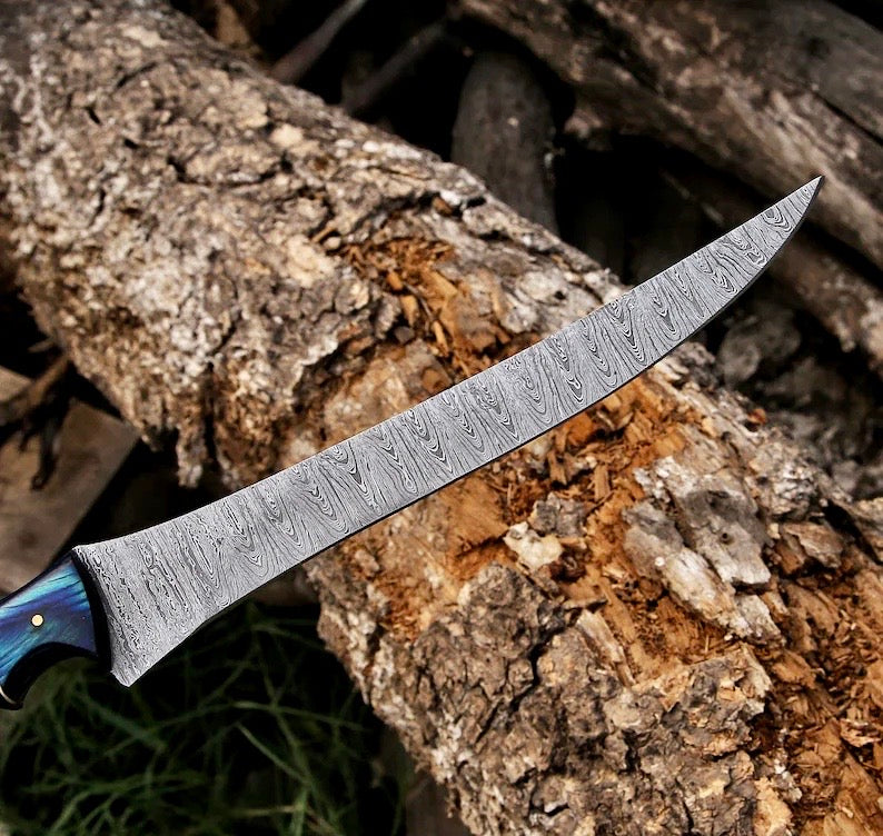 "Premium Damascus Steel Fillet Knife with Comfortable Pakkawood Grip