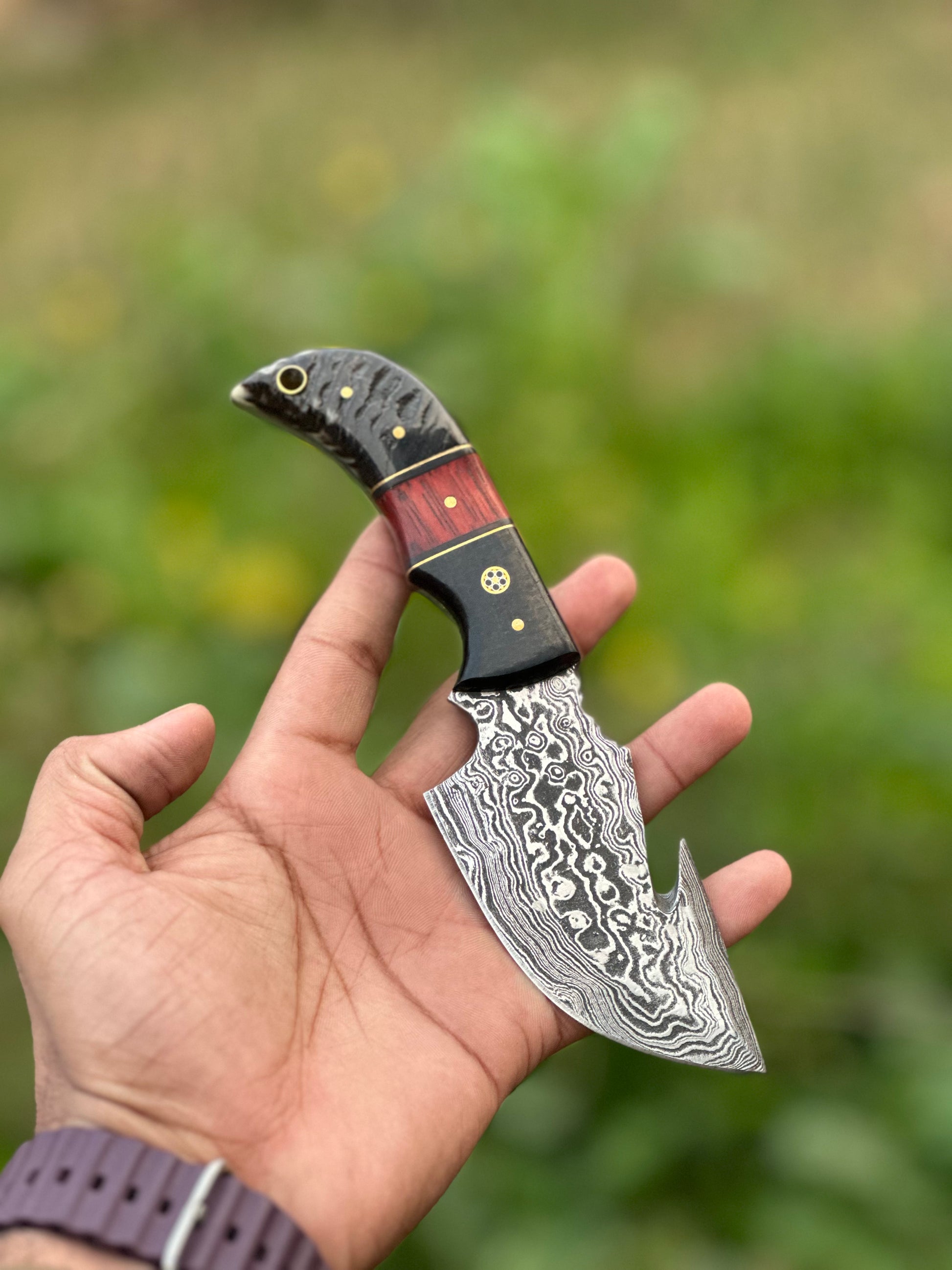 Premium Damascus guthook knife with a resin handle, perfect gift item with custom leather sheath